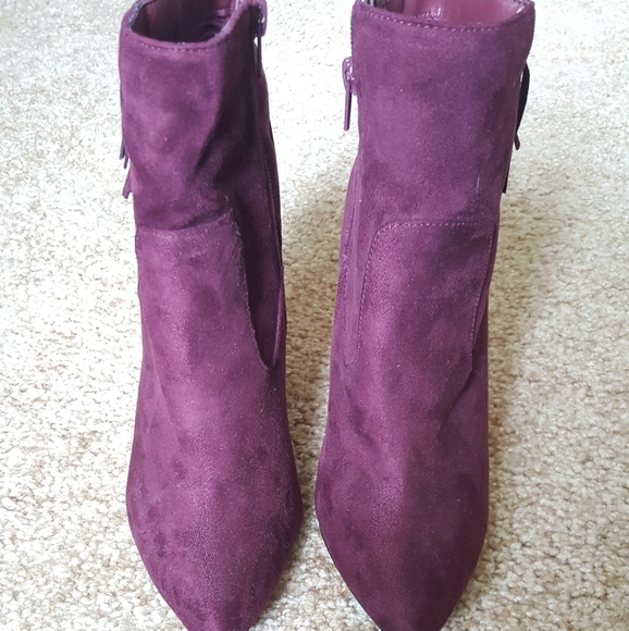 Maroon color high heel boots - Picture 4 of 5